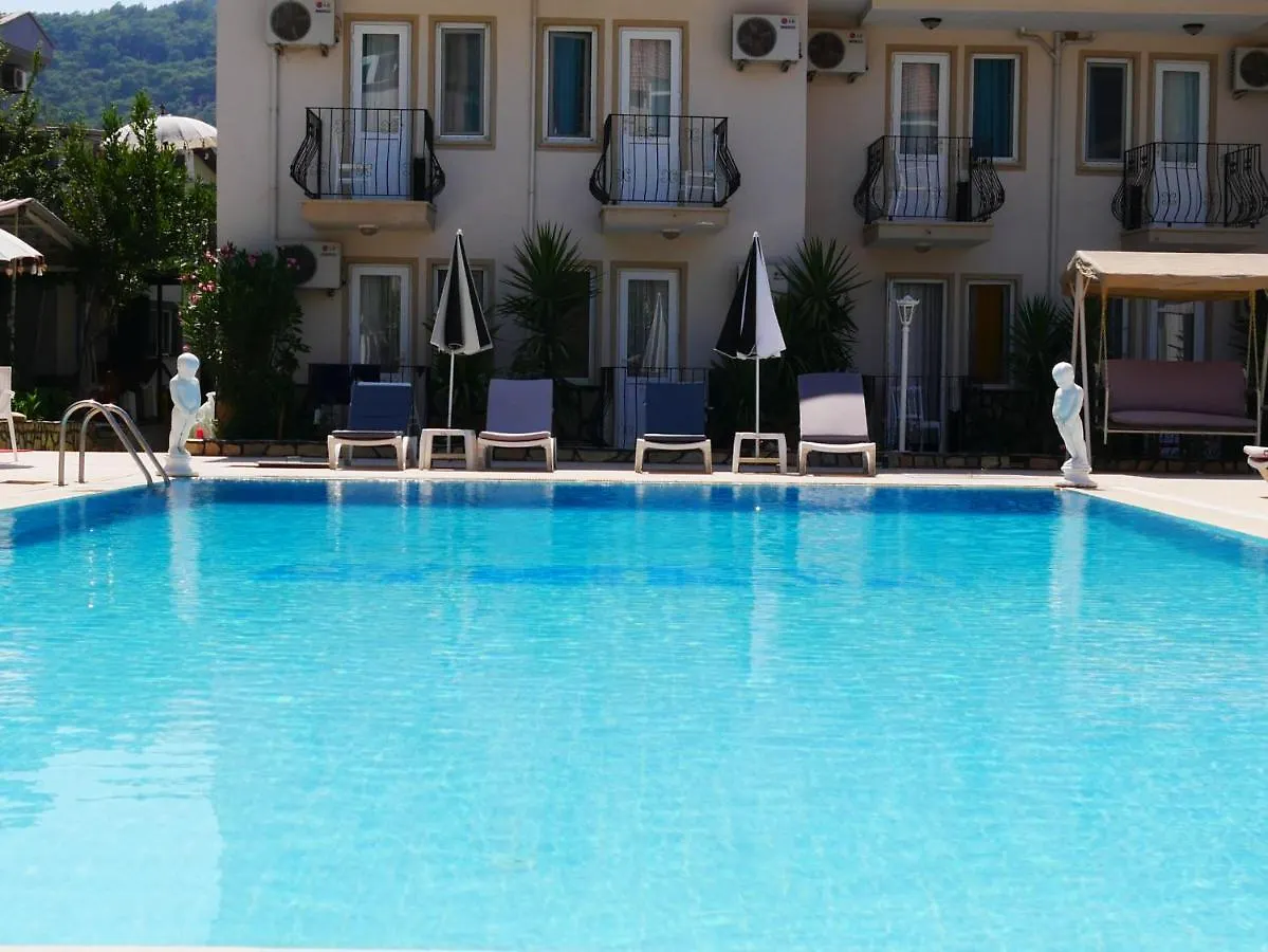 Nefis Hotel Oeluedeniz 3*, Oludeniz
