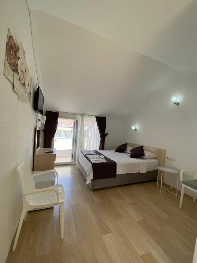 Nefis Hotel Oeluedeniz 3*, Ölüdeniz