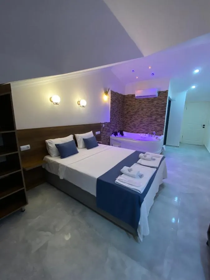 Nefis Hotel Oeluedeniz